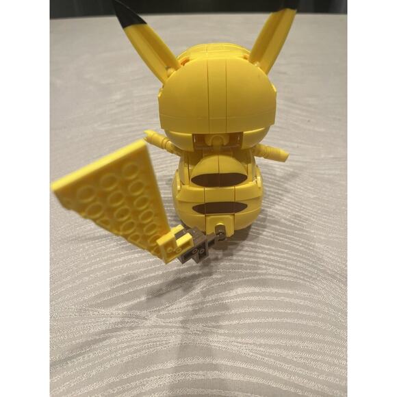 Mega Construx Pokemon Pikachu - Complete - Picture 2 of 3